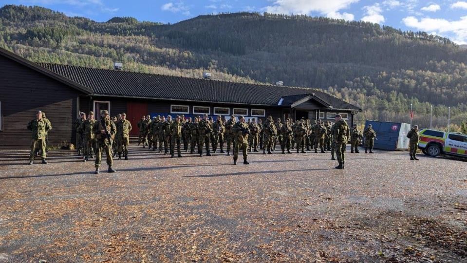 Lenke til artikkel: Militærøving på Nordmøre 13. - 20. oktober - aktivitet i Surnadal