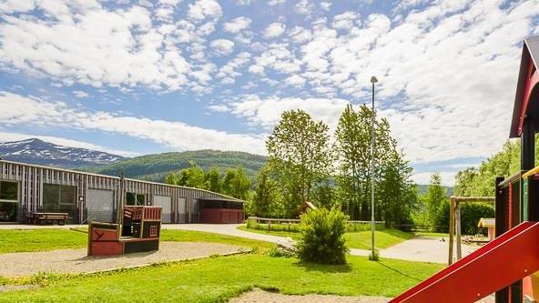 Lenke til artikkel: Melding om overgang frå gult til grønt beredskapsnivå i barnehagane og skulane i Surnadal kommune frå tysdag 01.06.21