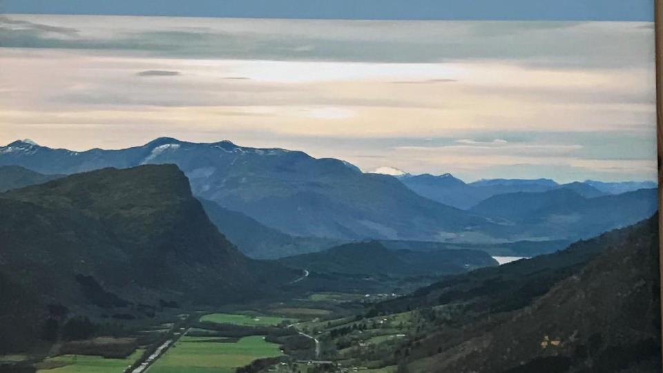 Lenke til artikkel: Rettingar og tillegg band 3: Søyset - Hyllbakkan