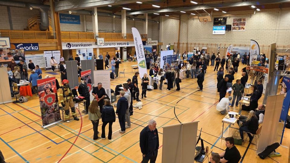 Lenke til artikkel: Karrieredag for 10.-klassingane på Indre Nordmøre